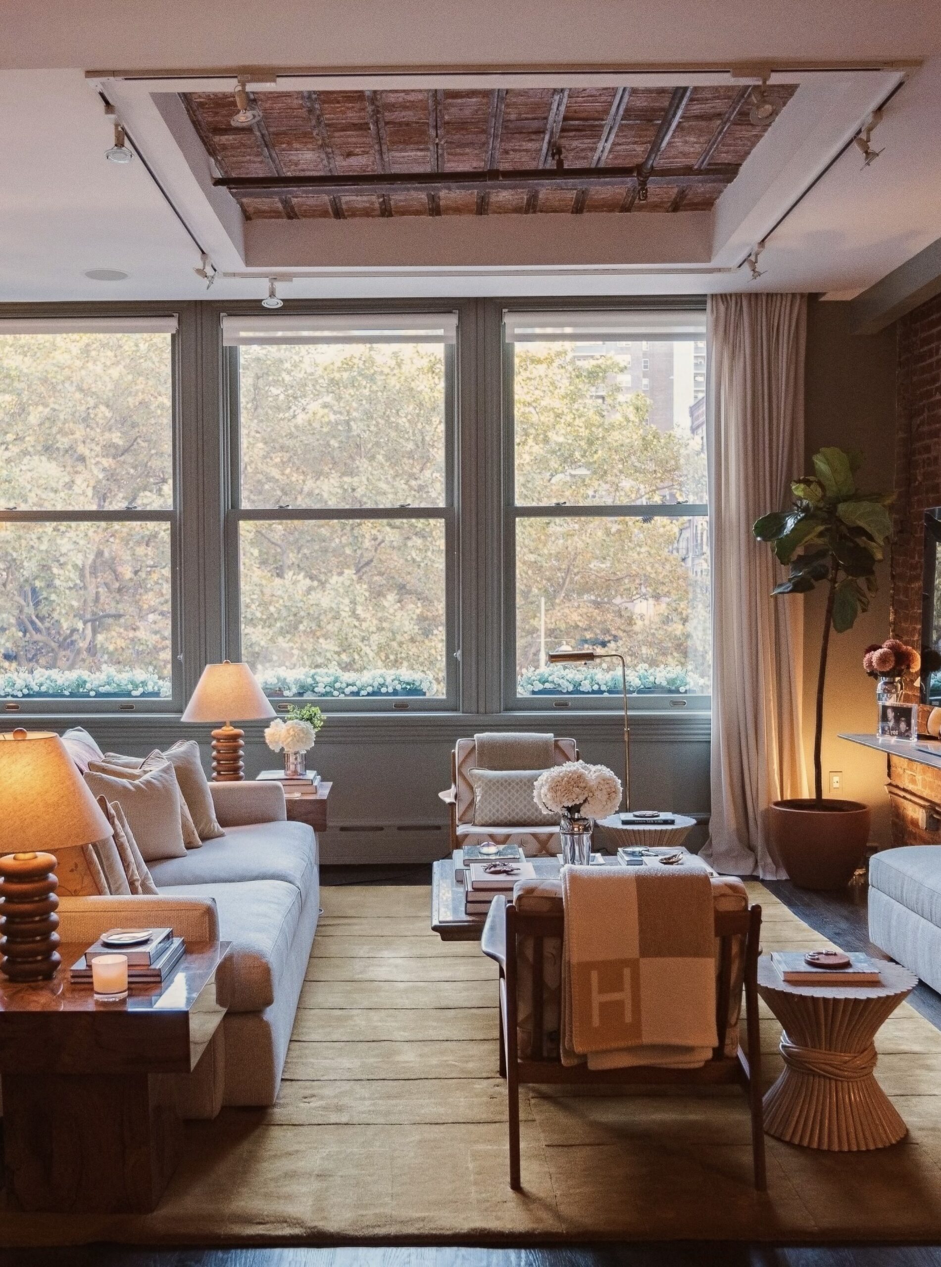 A09483AF-D23C-476B-9B78-ECA71879ED0D